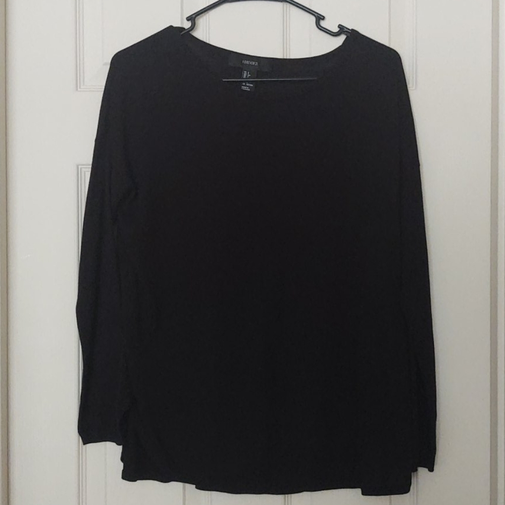 Forever 21 Simple Black Sweater